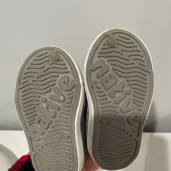 Native shoes - Picture 4 of 4